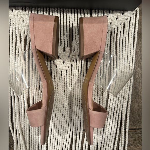 Vince Camuto Sandal - Picture 3 of 5